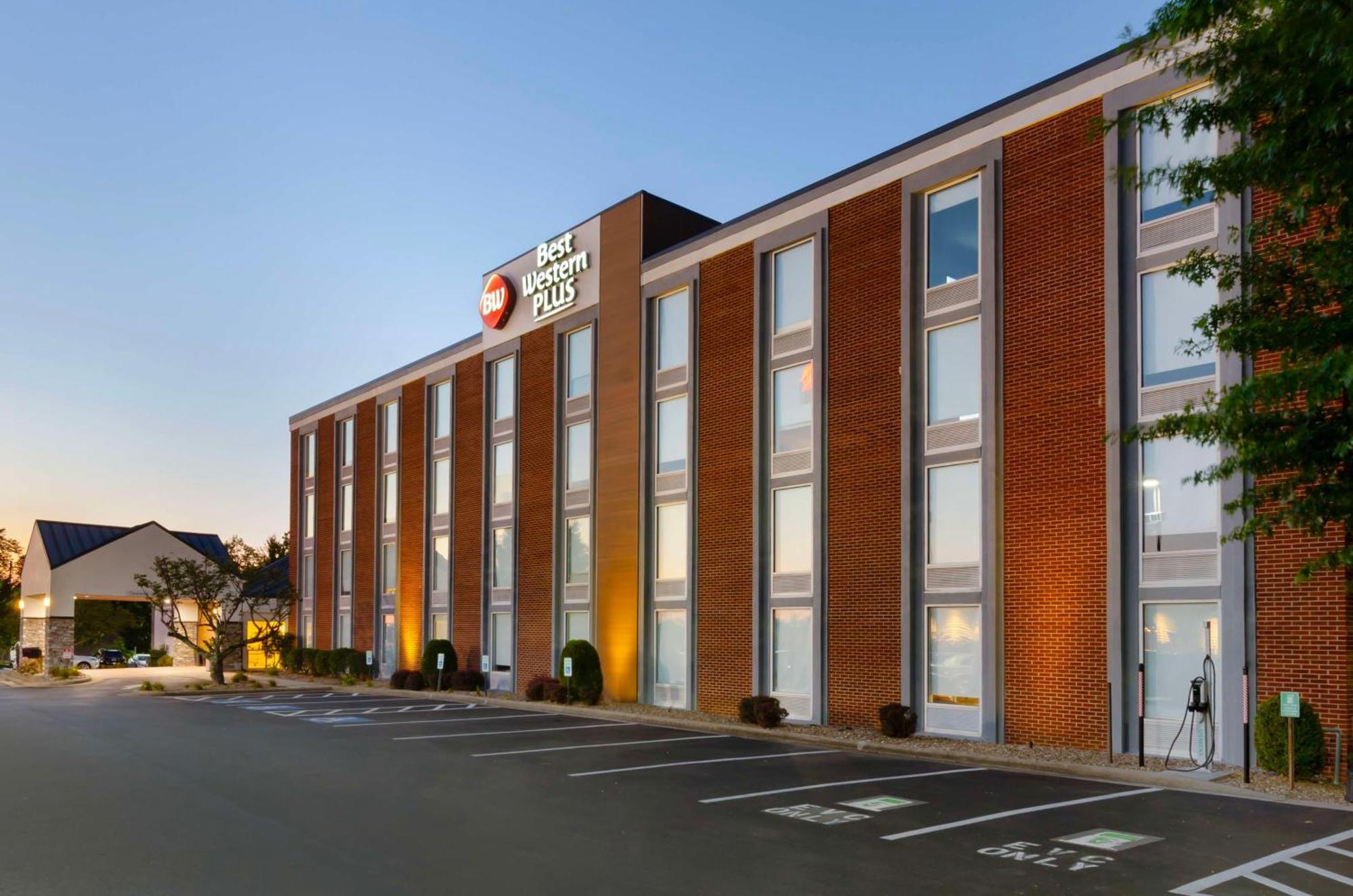 Best Western Plus Beckley Inn Buitenkant foto